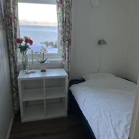 Fjordhytte-13 * Aenes